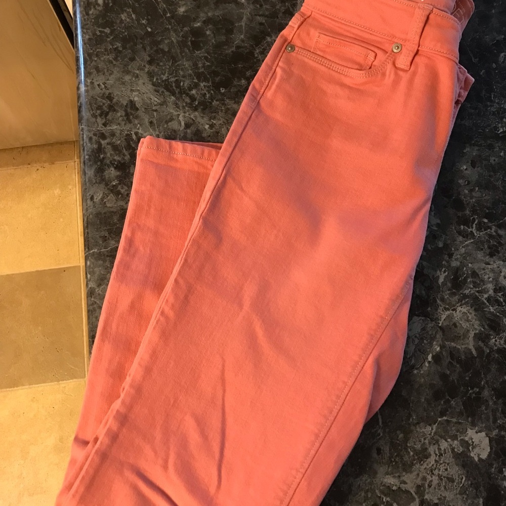 Coral/pink Loft curvy skinny pant size 4